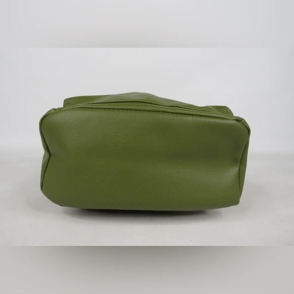 Disney Danielle Nicole Princess Tiana Faux Leather Backpack - Picture 7 of 9